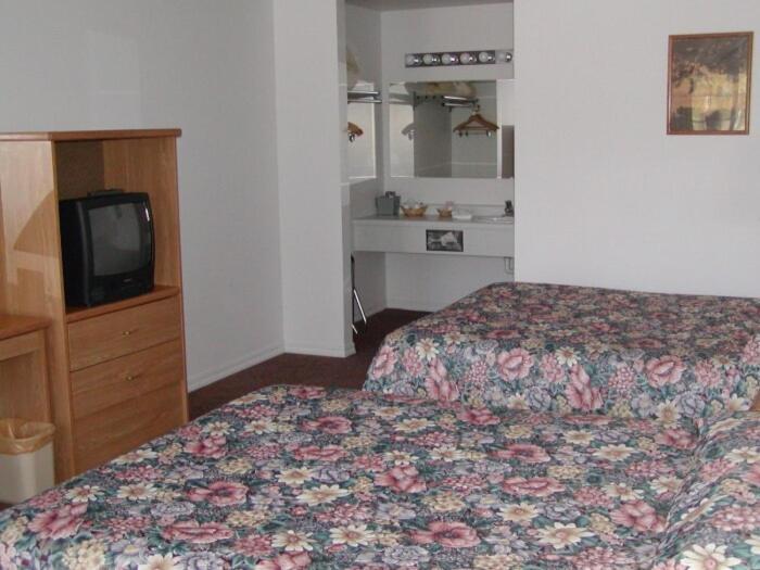 Dude & Roundup Motel เวสต์เยลโลว์สโตน ห้อง รูปภาพ