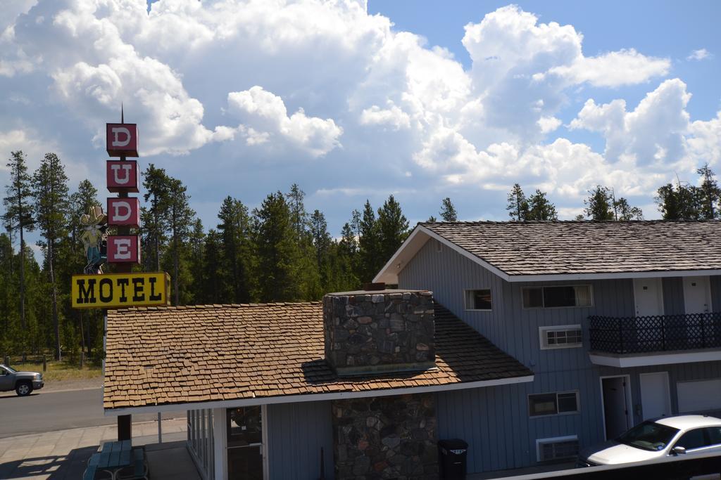 Dude & Roundup Motel เวสต์เยลโลว์สโตน ภายนอก รูปภาพ